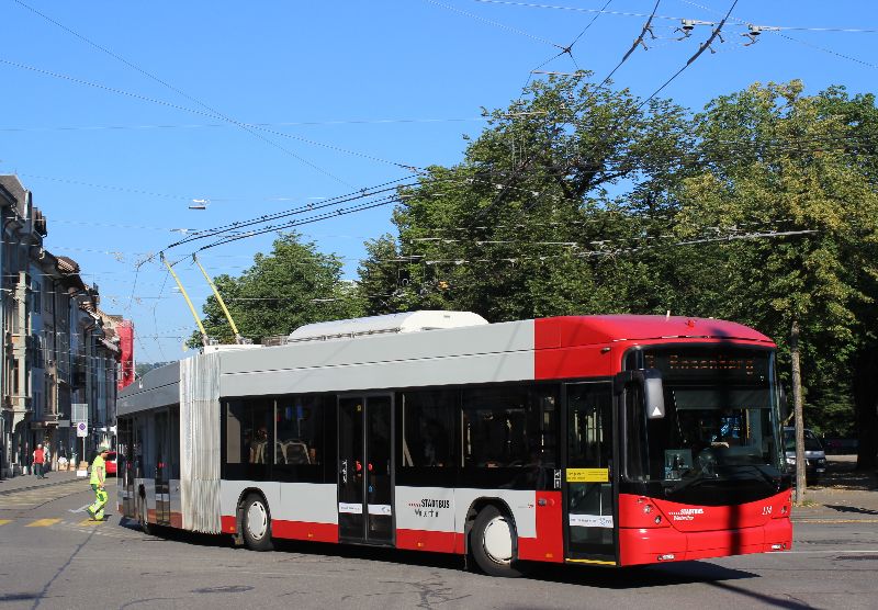 Die nächste Generation an Trolleybussen wird wiederum die Firma Hess liefern, 24 SwissTrolleys wurden bereits zwischen 2010 und 2014 beschafft, hier Wagen 114 am 24.06.2020. Foto: J. Lehmann